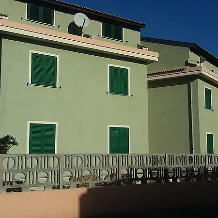 Attico Siena 아파트 *